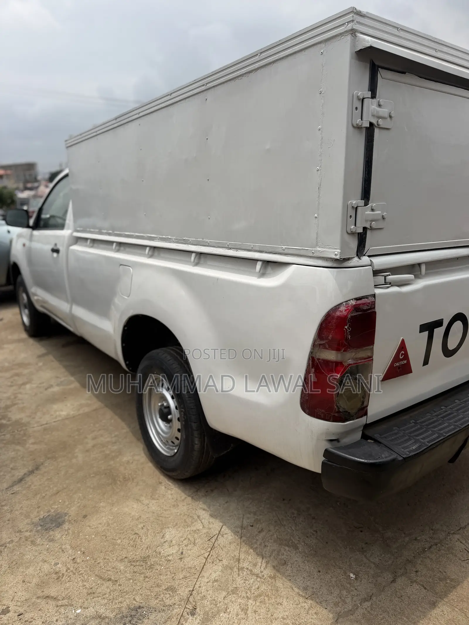 Toyota Hilux 2015 White