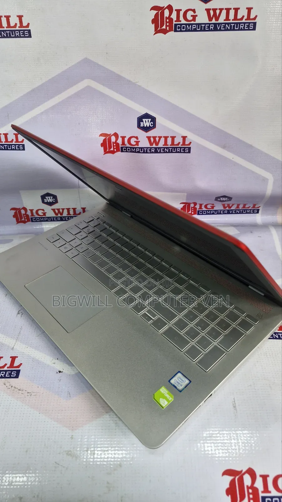 Laptop HP Pavilion Gaming Laptop 15-dk2xxx 16GB Intel Core i5 SSD 256GB