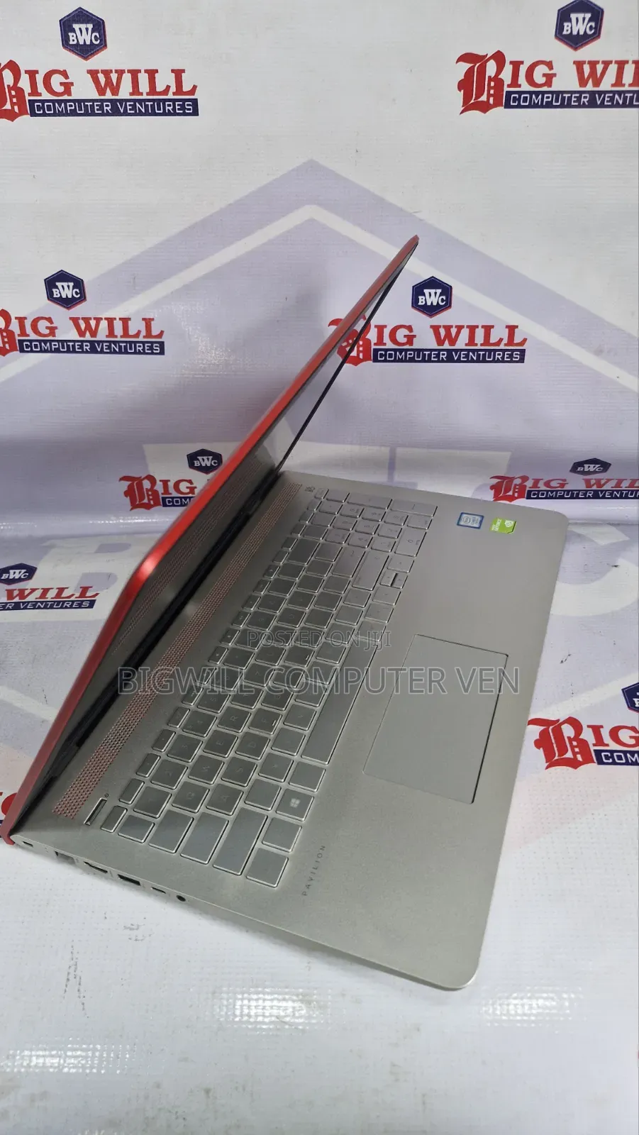 Laptop HP Pavilion Gaming Laptop 15-dk2xxx 16GB Intel Core i5 SSD 256GB