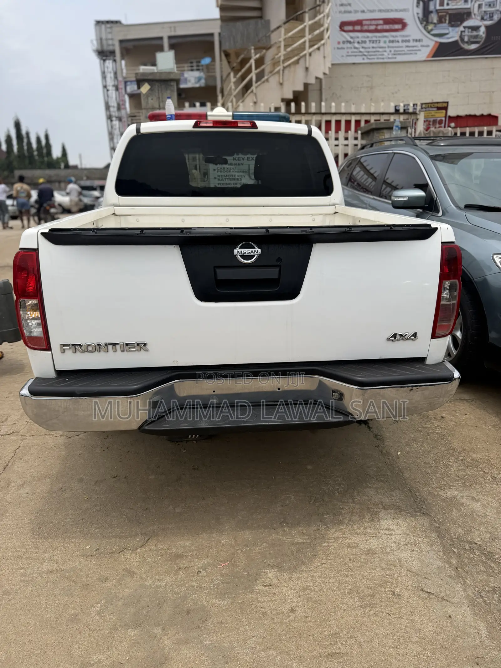 Nissan Frontier 2015 White