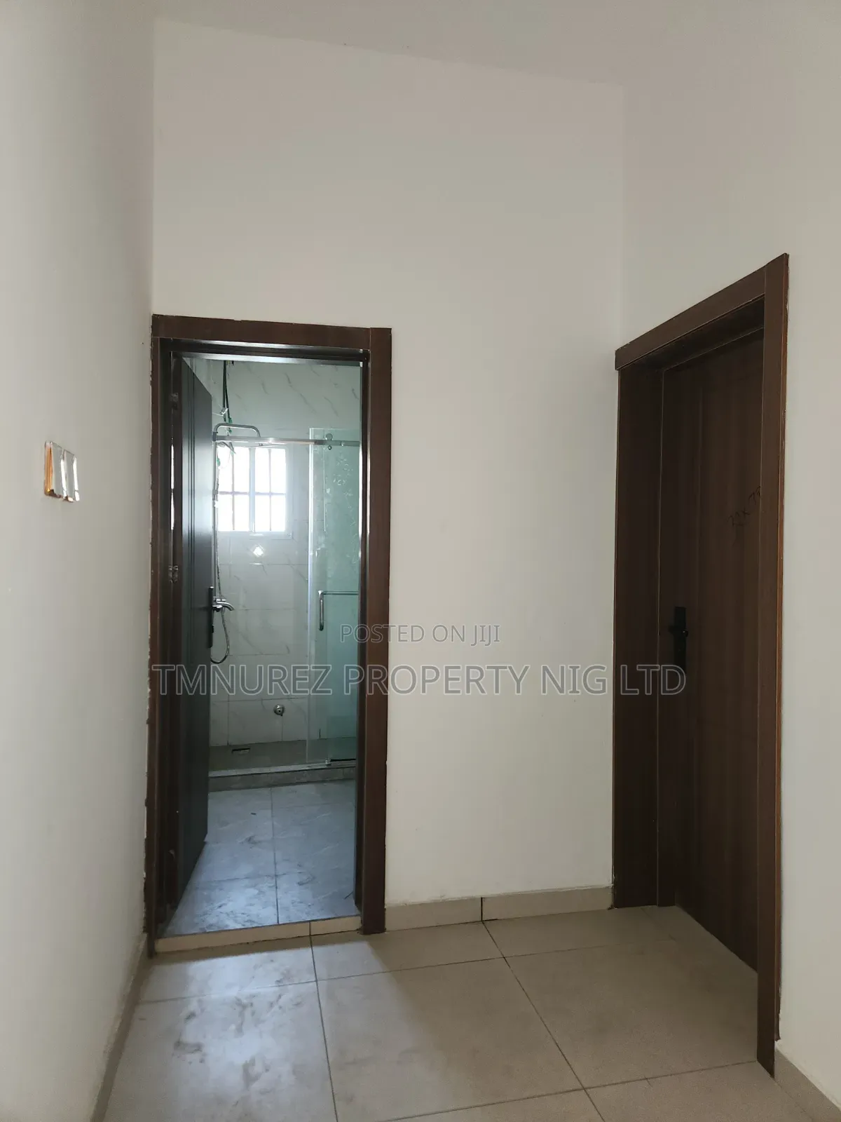 Mini Flat in Lekki Phase 1 for rent