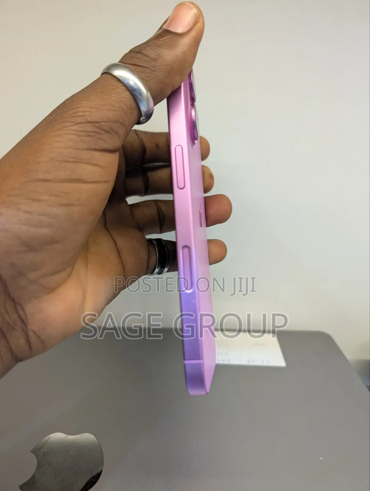 New Apple iPhone 16 128 GB Pink