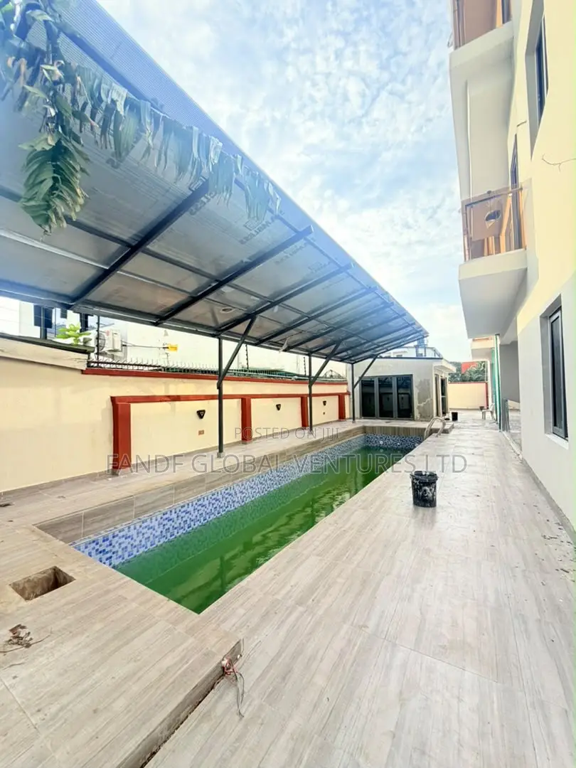 4bdrm Apartment in Ikeja GRA for sale
