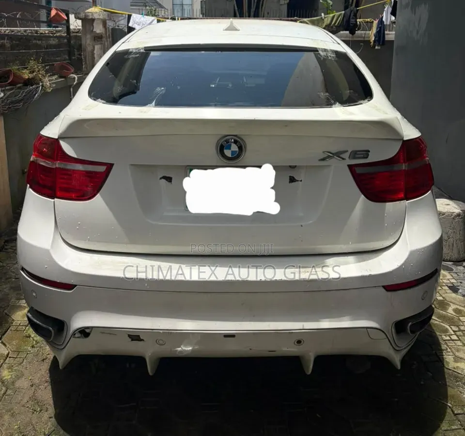 BMW X6 2012 Back Windscreen Glass Available Installed at Chimatex