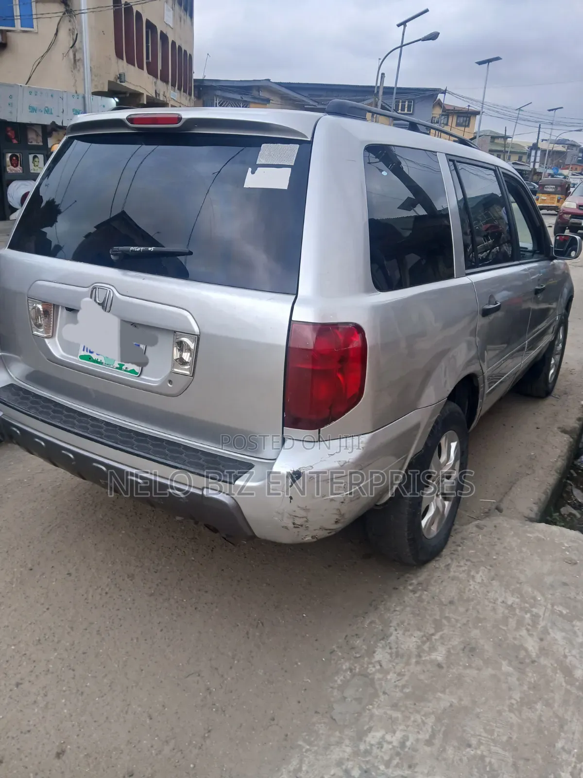 Honda Pilot 2005 Silver