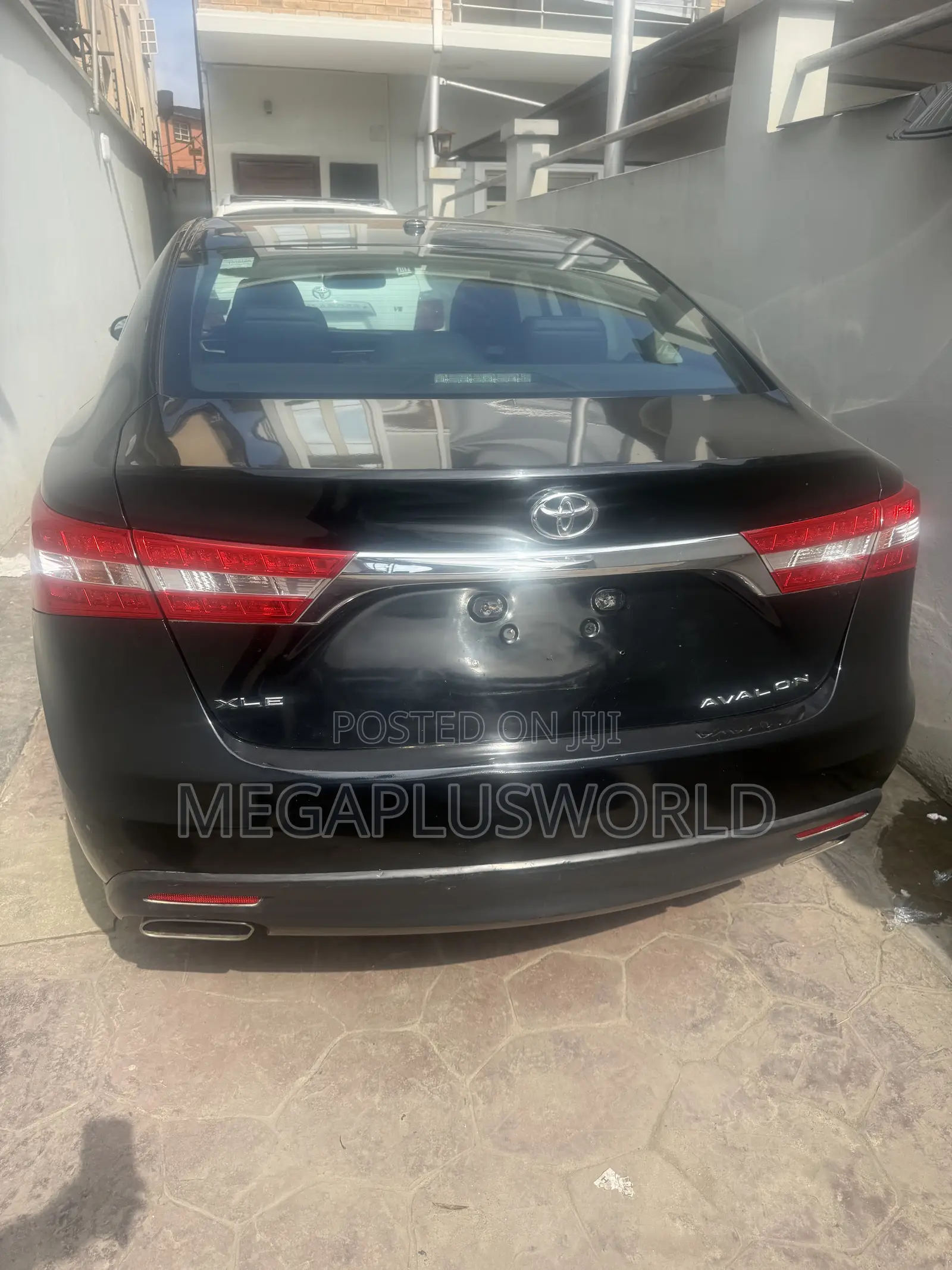 Toyota Avalon XLE 4dr Sedan (3.5L 6cyl 6A) 2014 Black