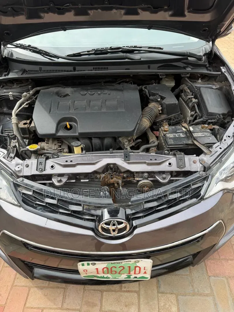 Toyota Corolla S 4dr Sedan (1.8L 4cyl CVT) 2015