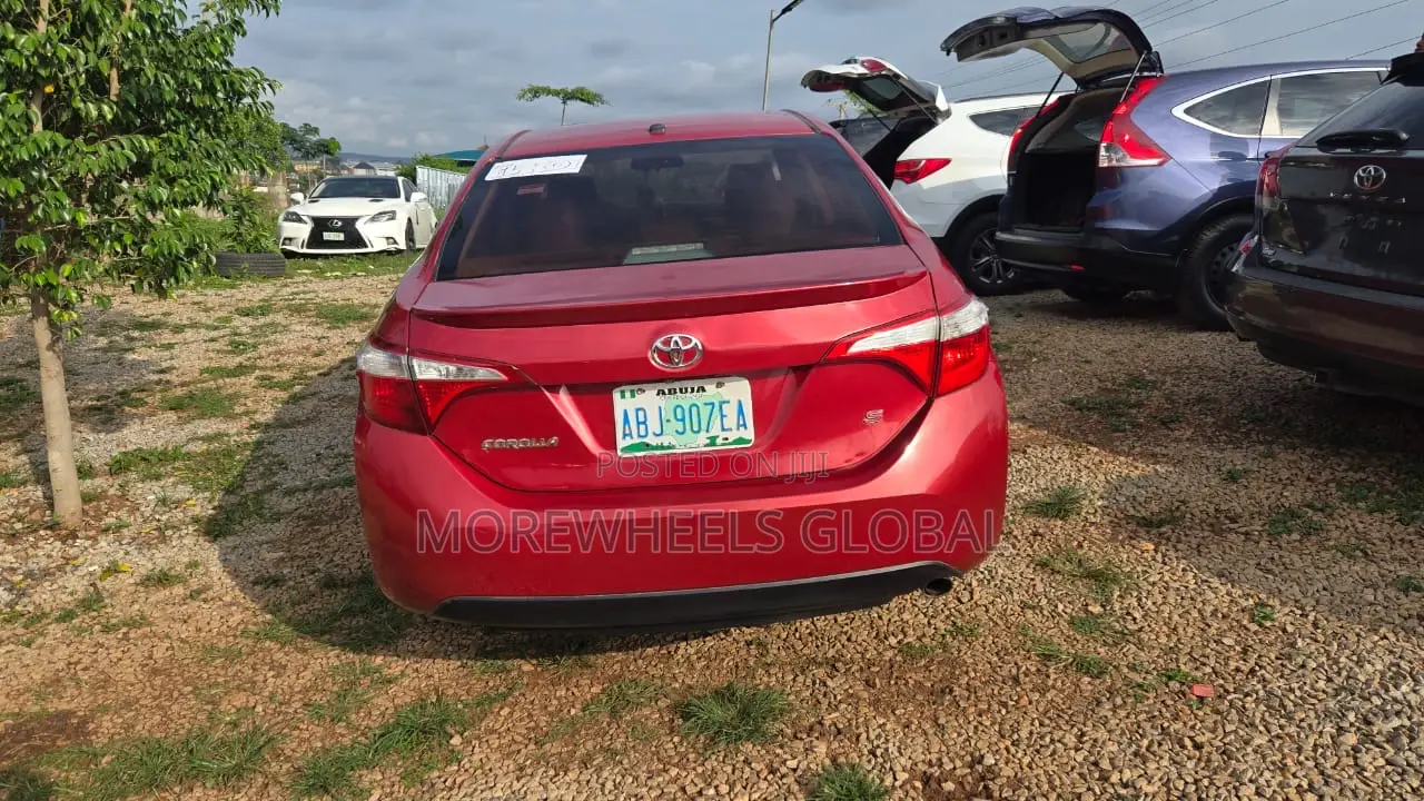 Toyota Corolla S 4dr Sedan (1.8L 4cyl CVT) 2014 Red