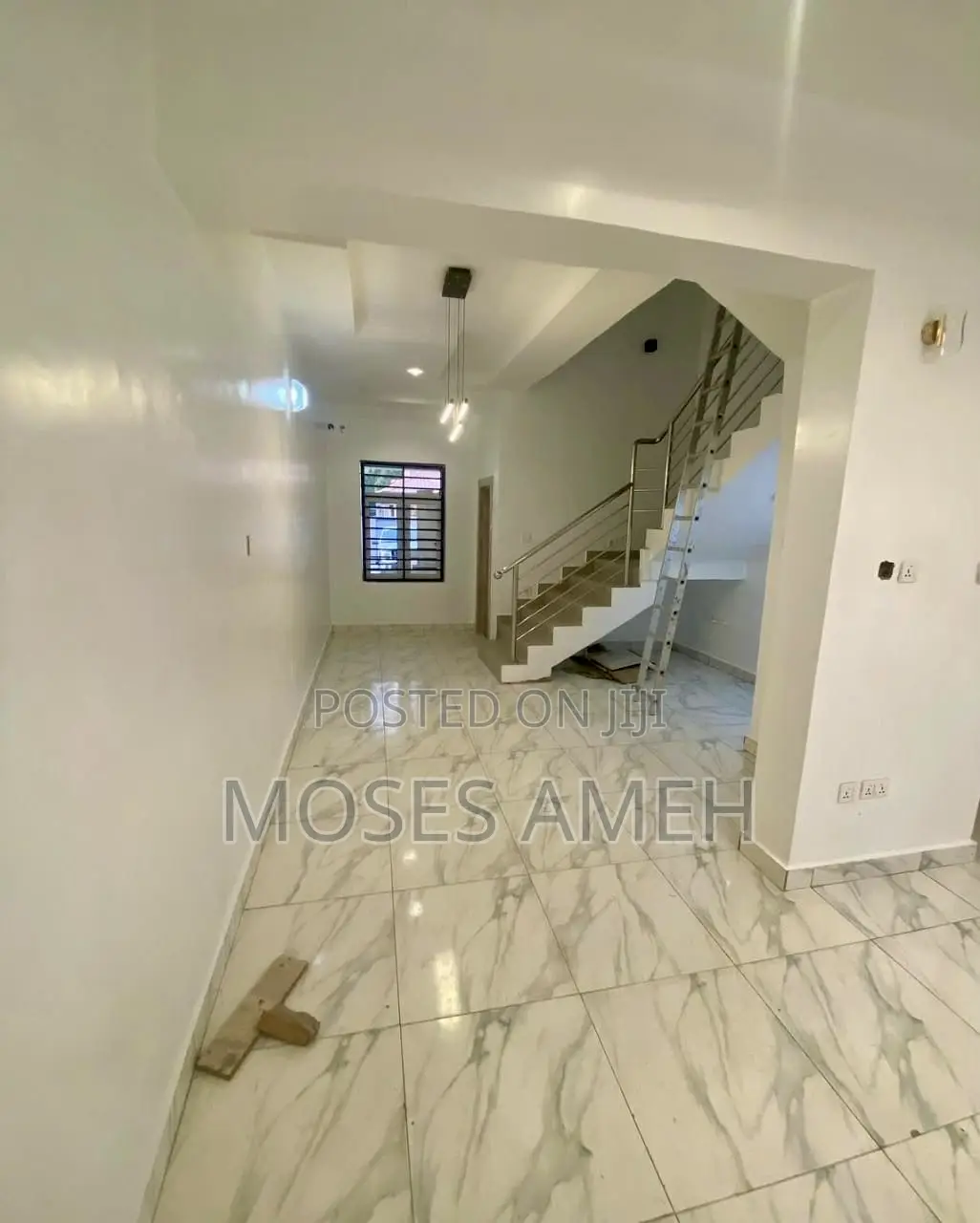4bdrm Townhouse / Terrace in Wuye for rent