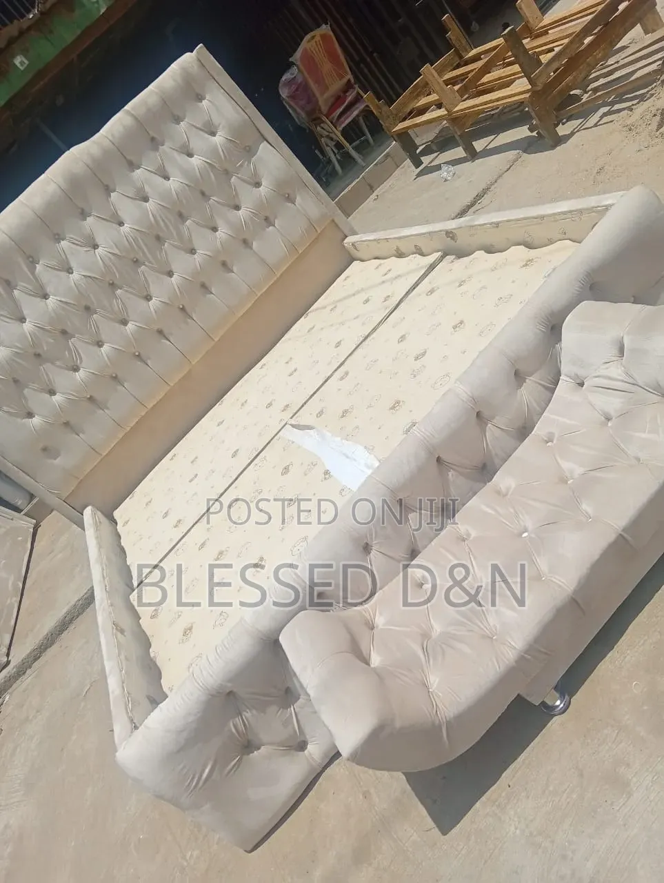 Kings Size 6£ 6 Bed Frame