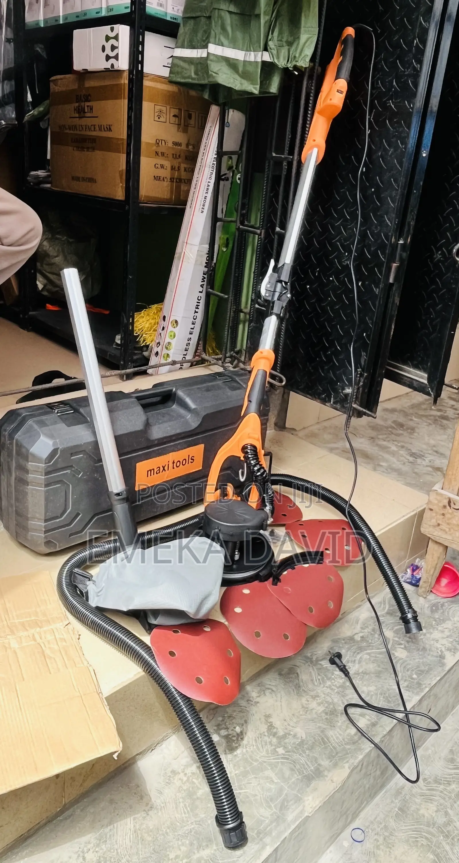 Electric Long-Rod Drywall Sander Kit With a Telescopic Extension Pole.