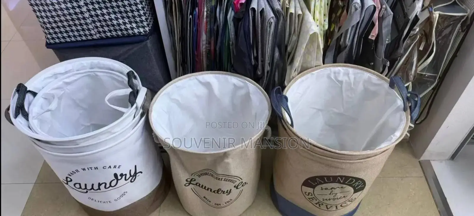 Thick Large Capacity Lundary Bag