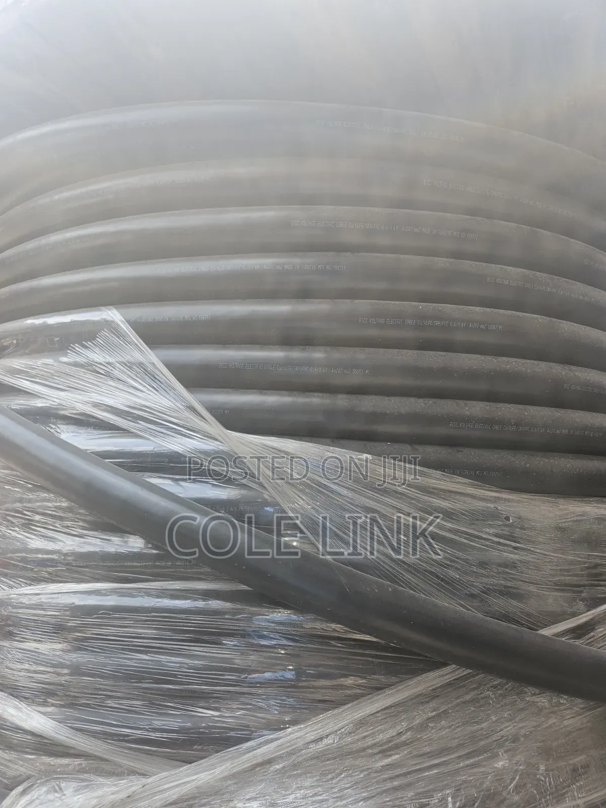 240mm ARMOURED 4core CABLE 0.6/1kva