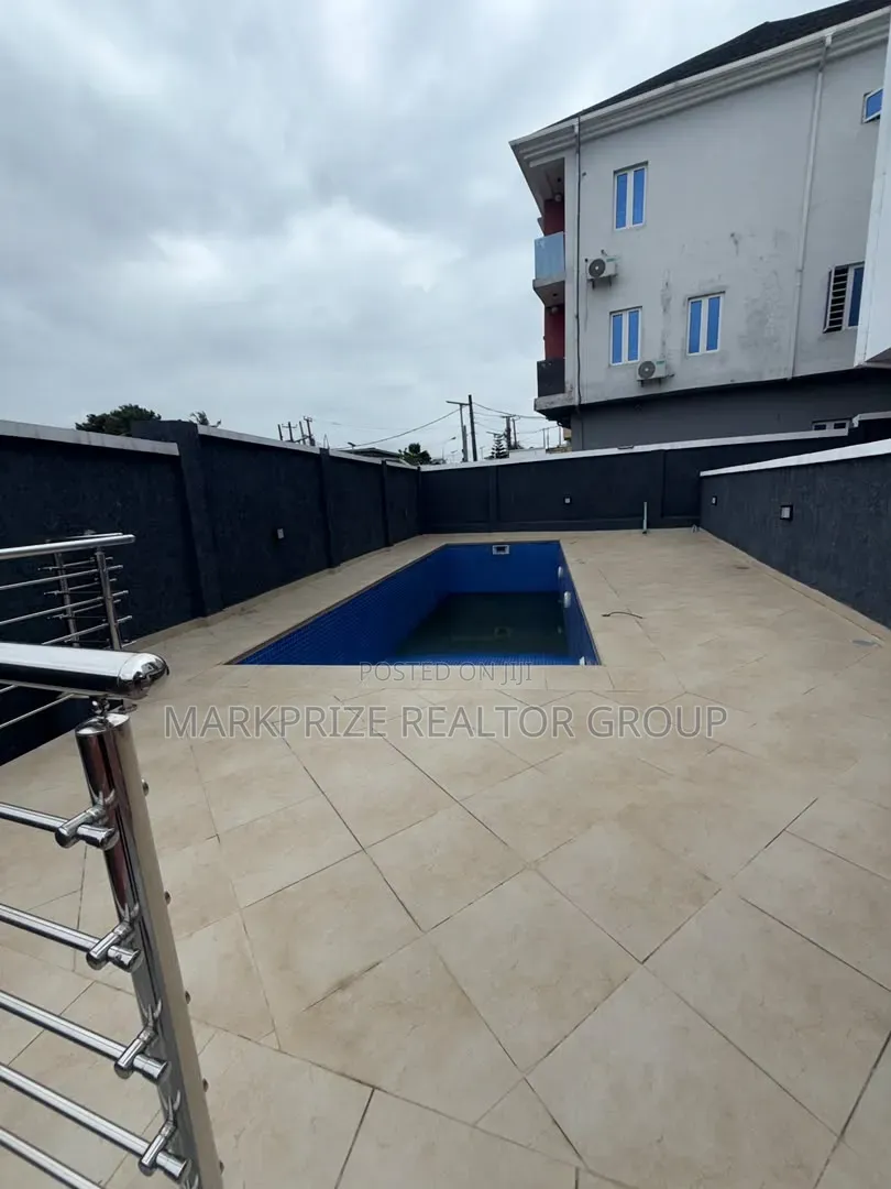 4bdrm Duplex in Opebi Ikeja Lagos for sale