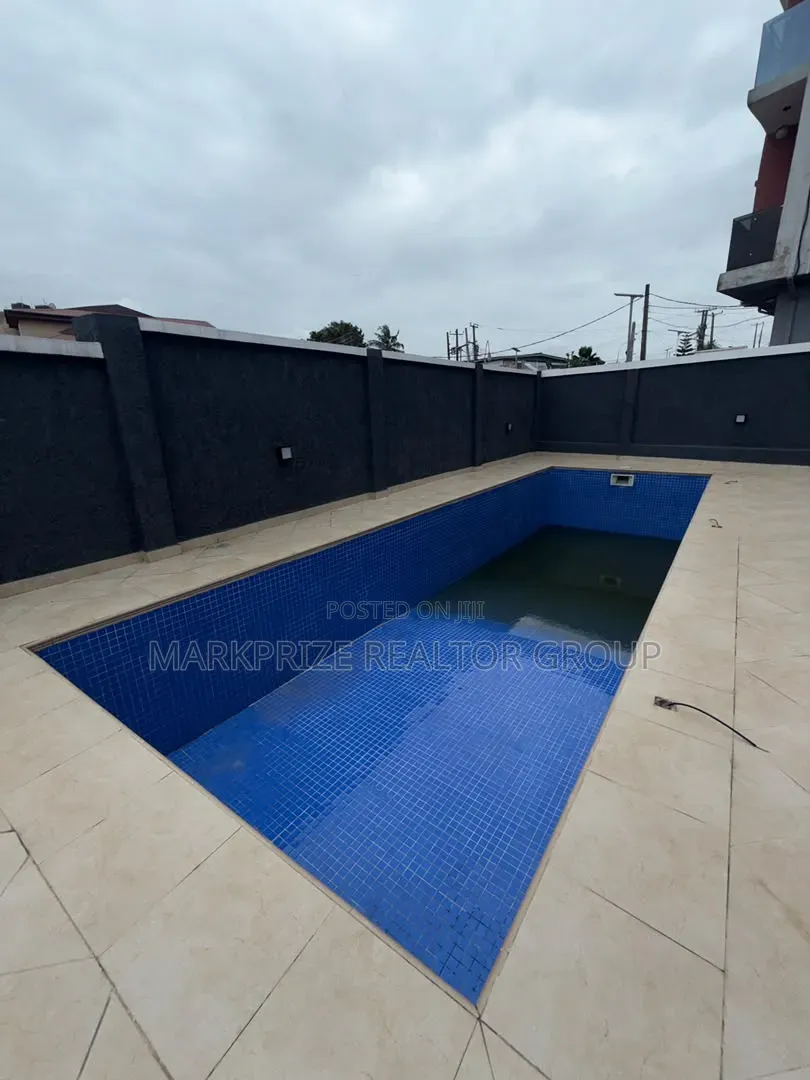 4bdrm Duplex in Opebi Ikeja Lagos for sale