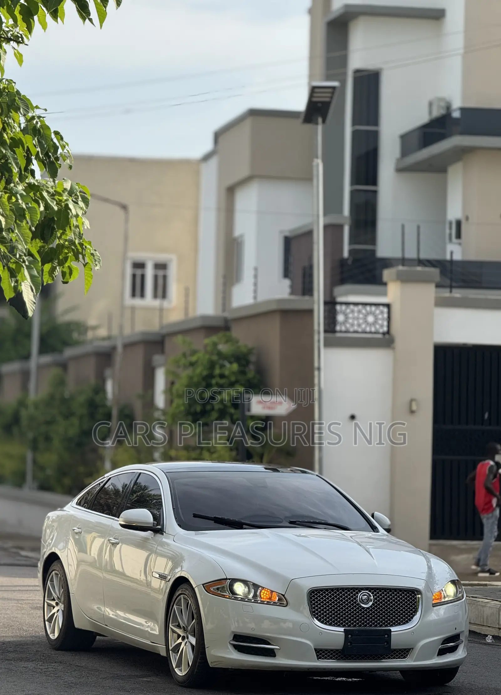 Jaguar XF 2013 White