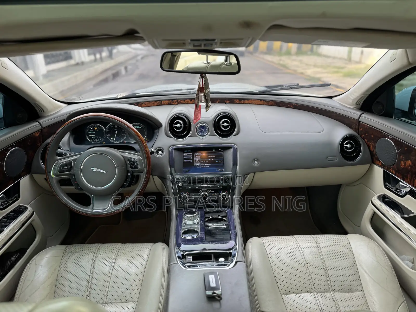 Jaguar XF 2013 White
