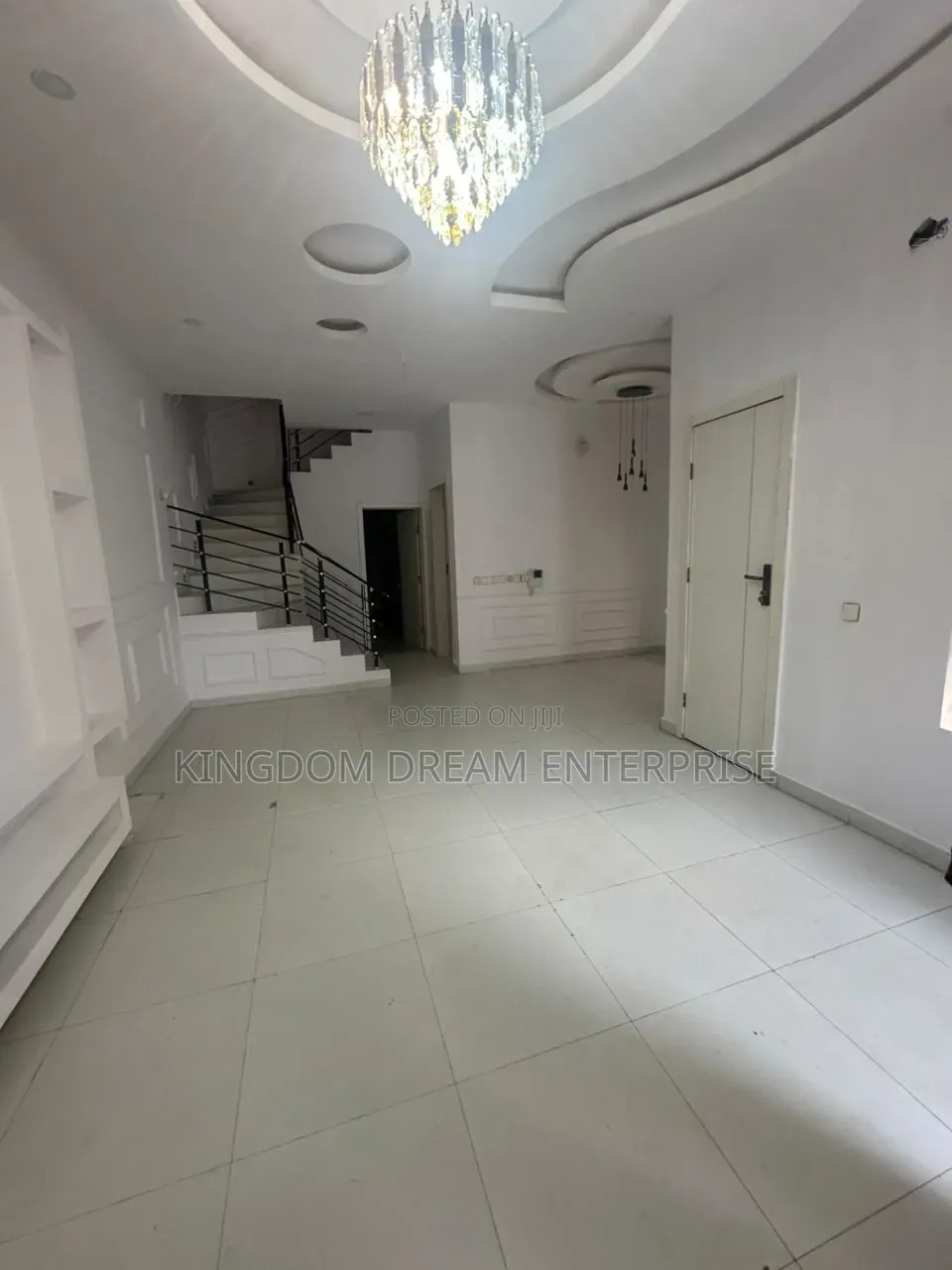 4bdrm Duplex in Osapa London Lekki for rent