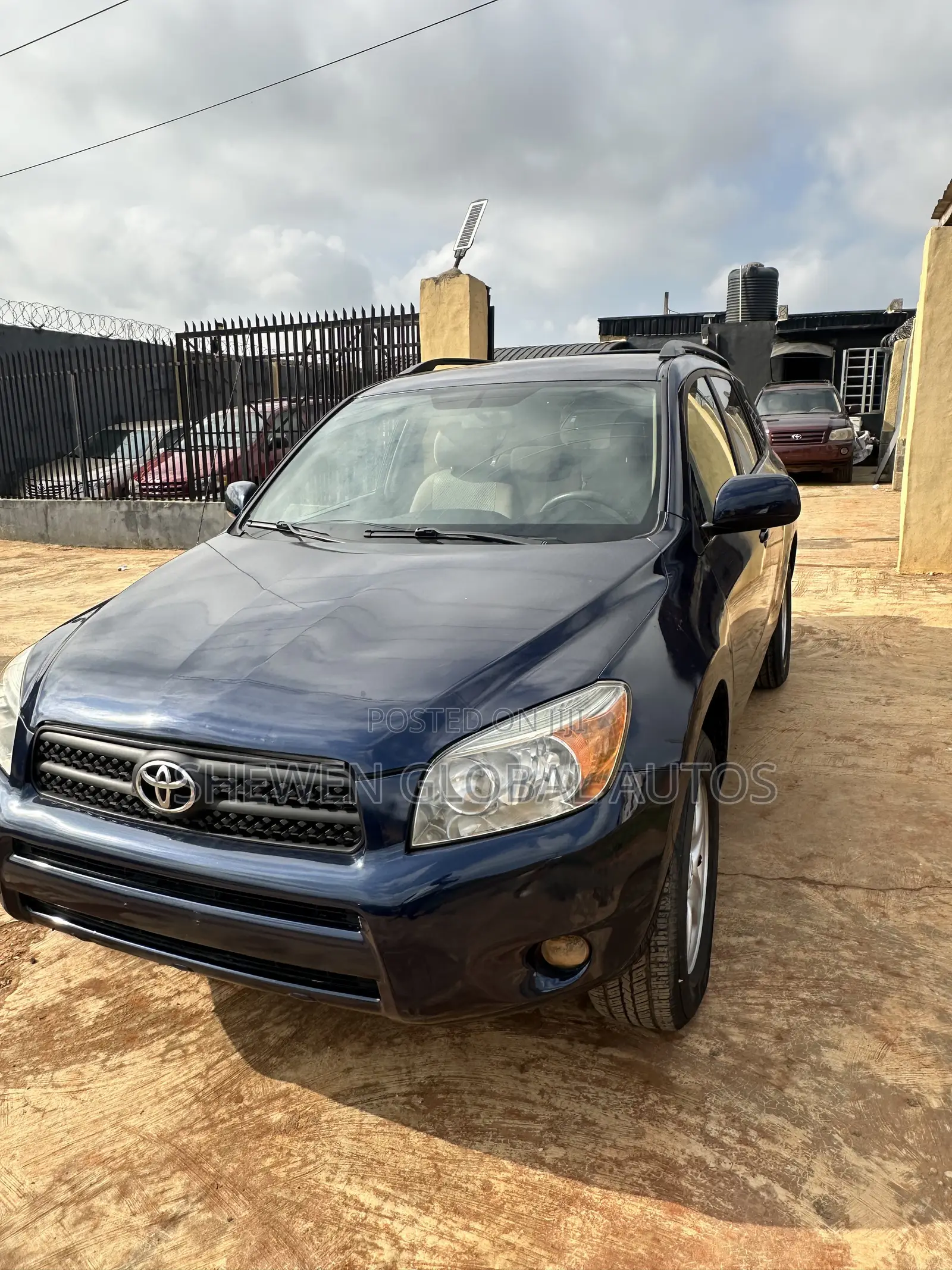Toyota RAV4 1.8 2007 Black