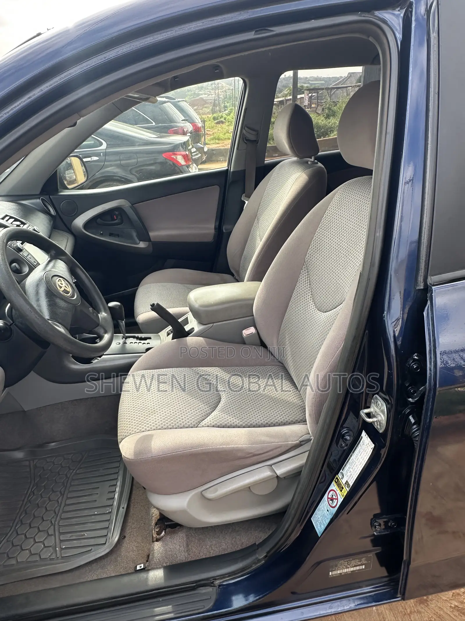 Toyota RAV4 1.8 2007 Black