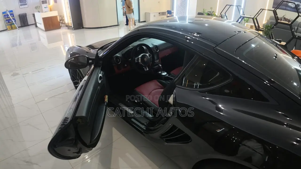Porsche Cayman 2012 Black