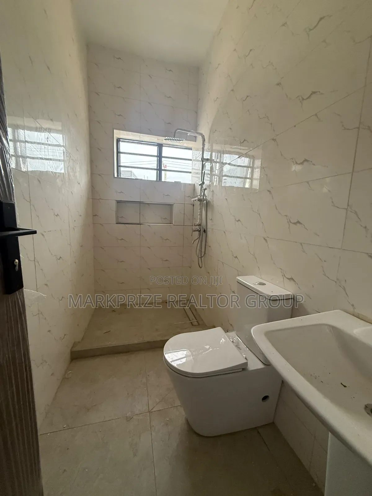 4bdrm Duplex in Opebi Ikeja Lagos for sale