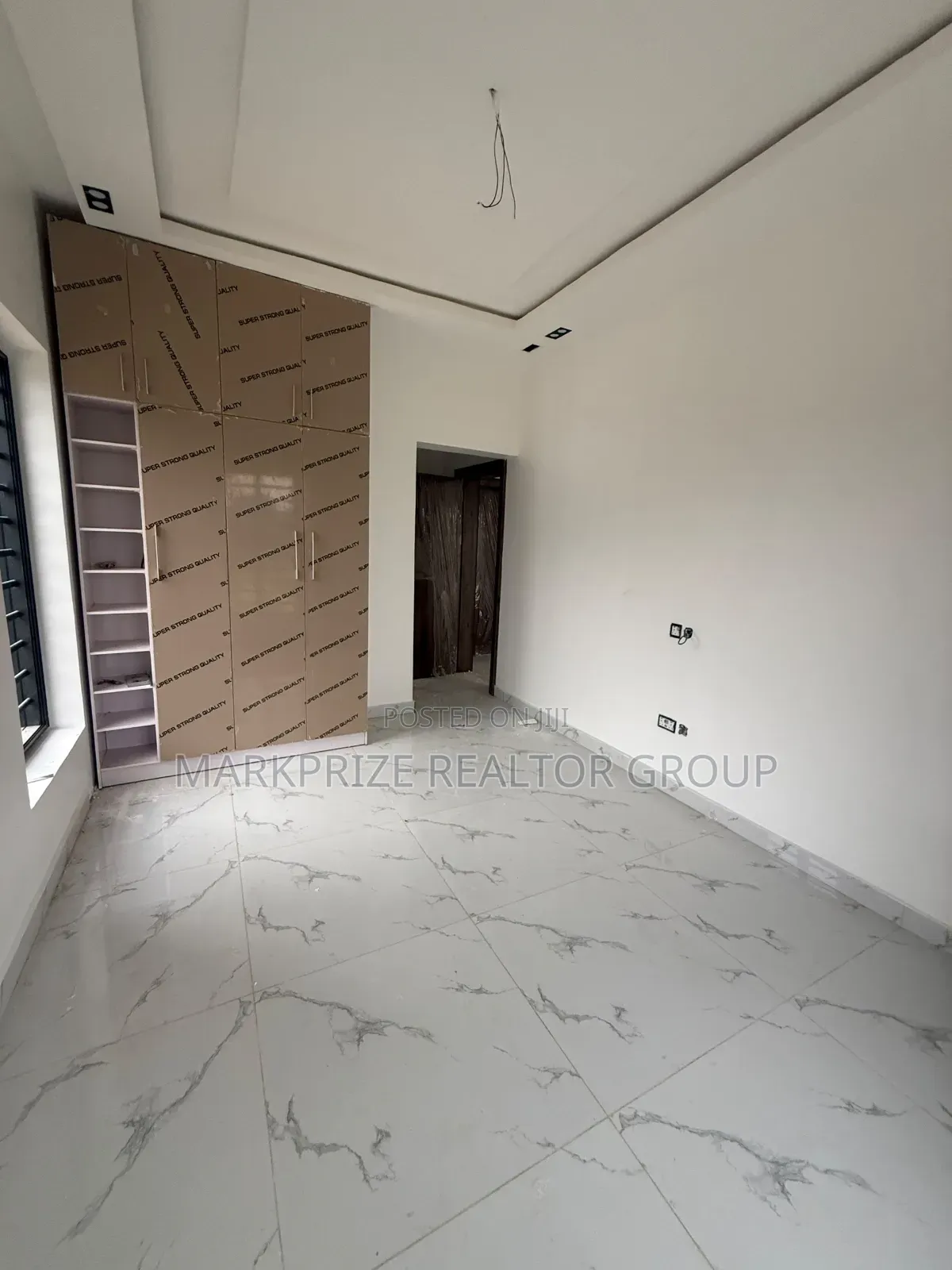 4bdrm Duplex in Opebi Ikeja Lagos for sale