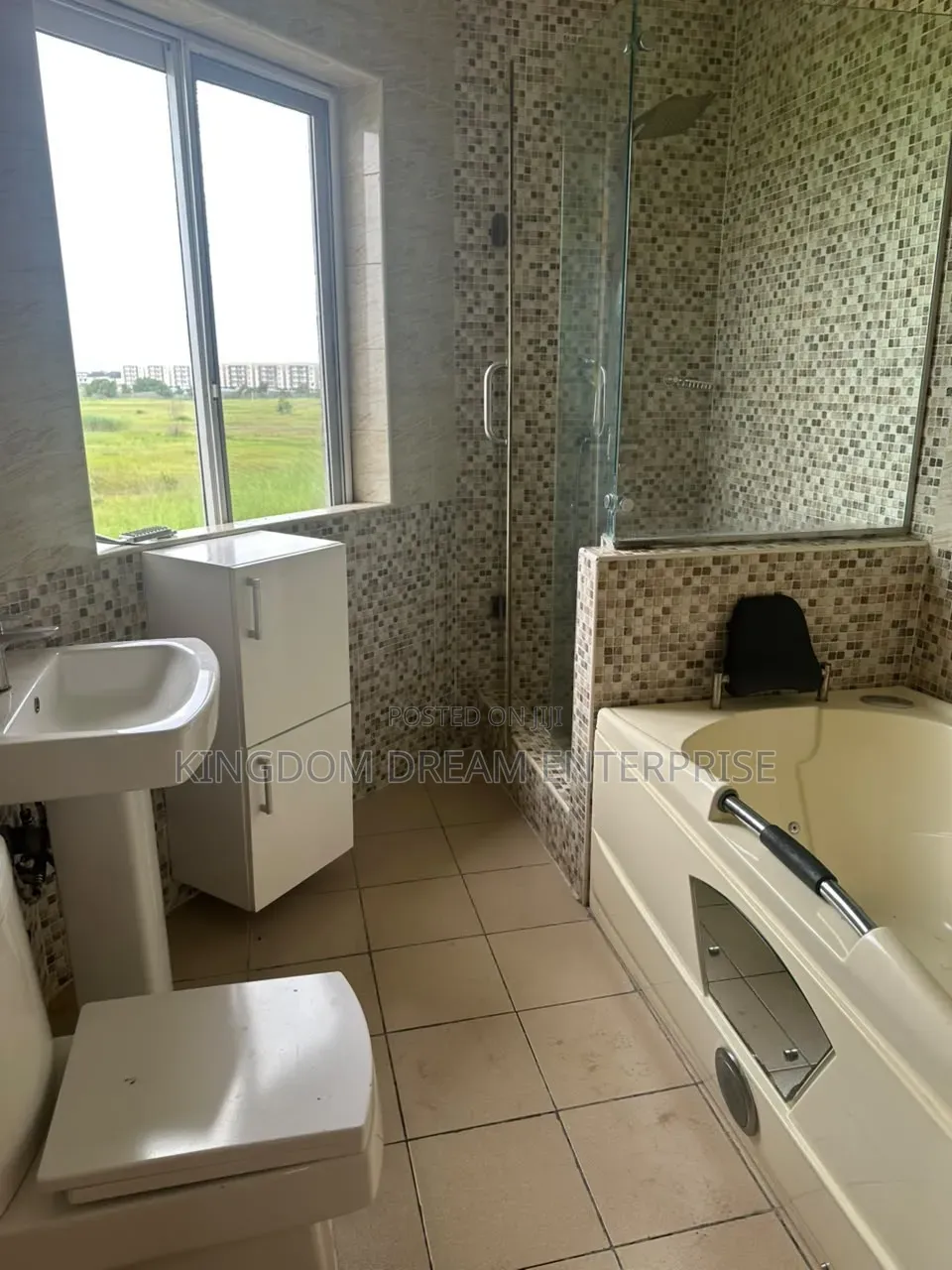 3bdrm Apartment in Pinnock Beach Estate for rent