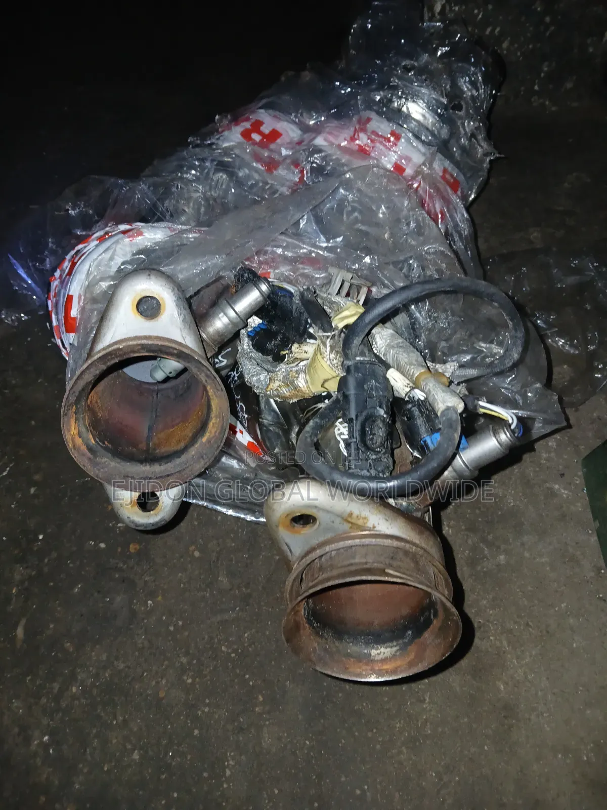 V6 Engine Exhaust Manifold Catalyst Ford Explorer 2022 2023 2024 2025