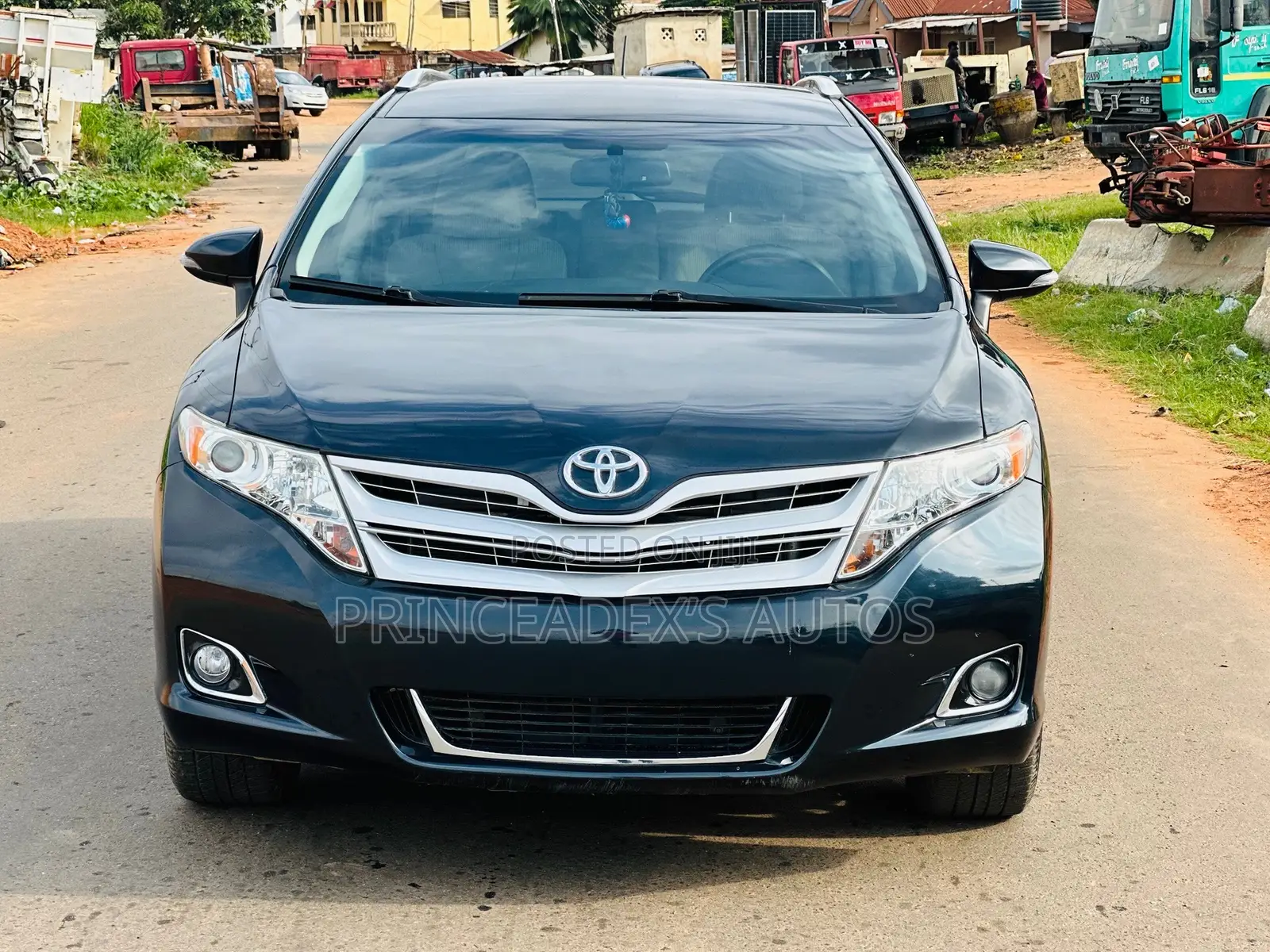 Toyota Venza LE 4dr Wagon (2.7L 4cyl 6A) 2015 Black