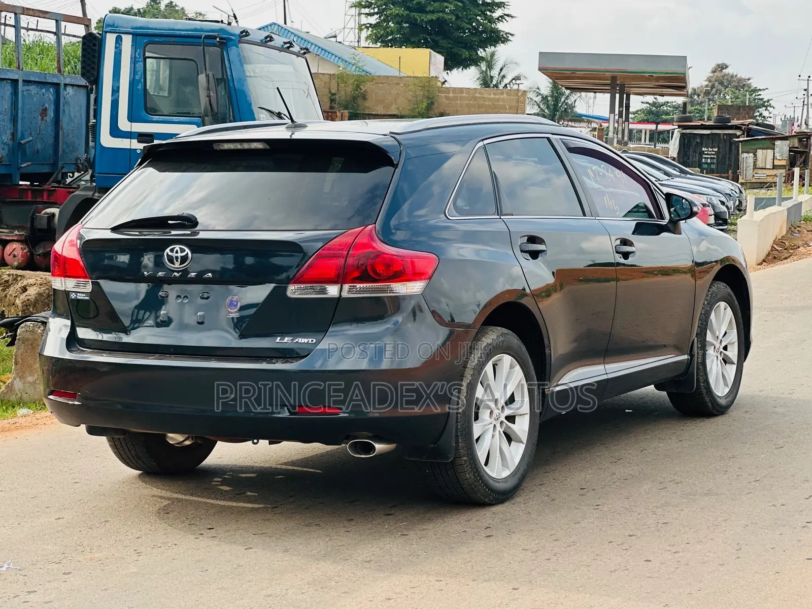 Toyota Venza LE 4dr Wagon (2.7L 4cyl 6A) 2015 Black