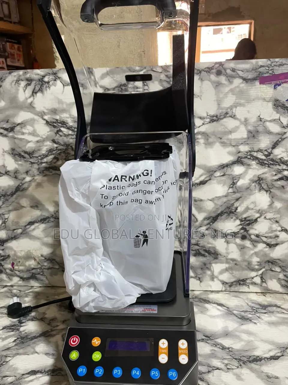 Aonuosi Commercial Sound Proof 2Litres Blender. Original 2200watts