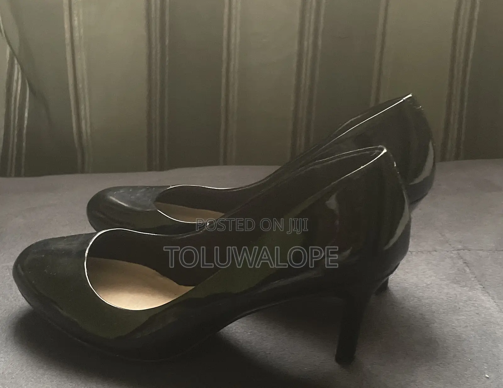 UK Pre-Owned M S Glossy Heels