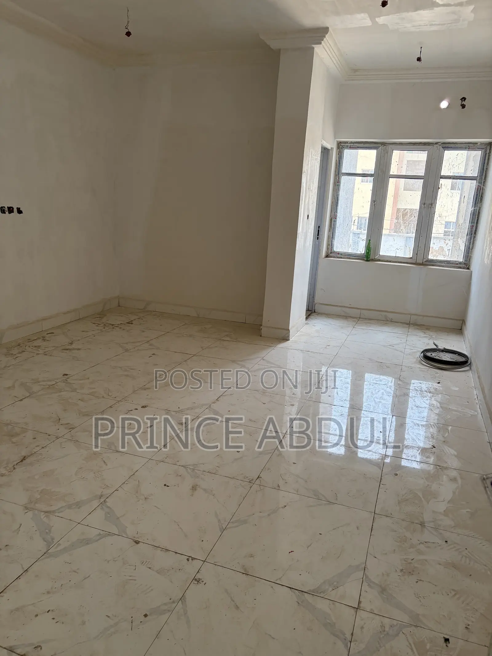 Furnished 3bdrm Block of Flats in Life Camp for sale