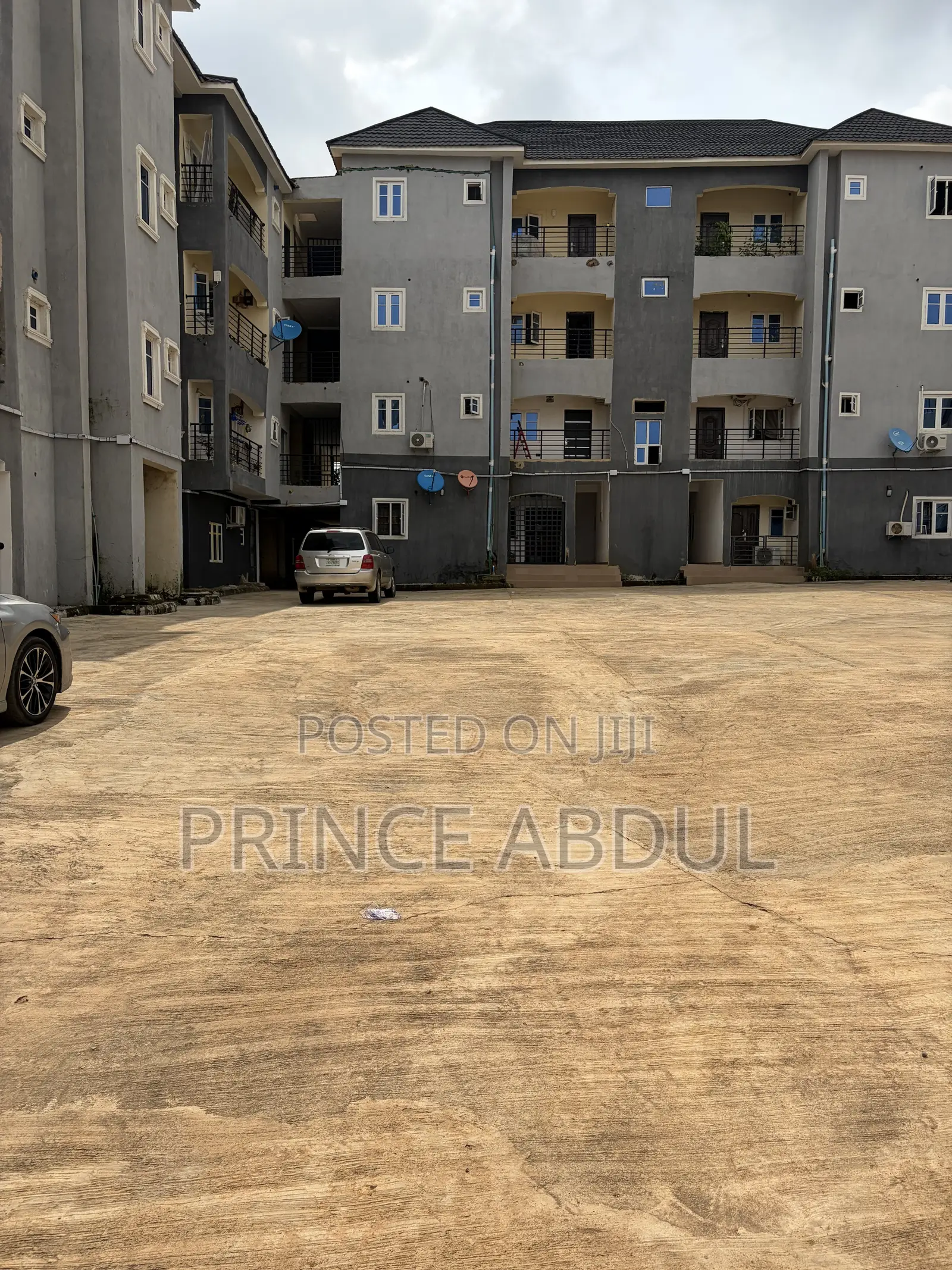 Furnished 3bdrm Block of Flats in Life Camp for sale