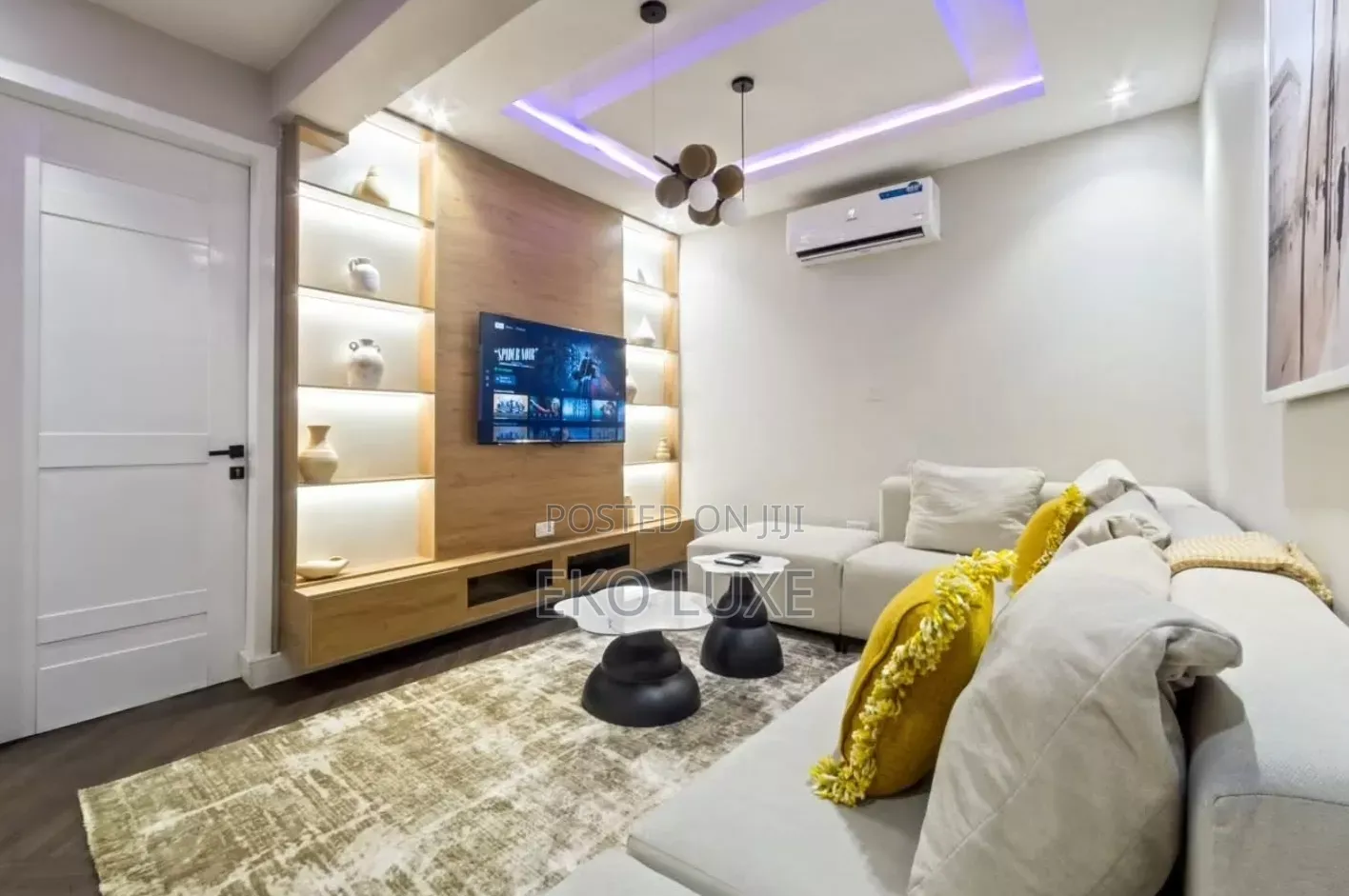 Luxurious 2 Bedroom Available for Shortlets Lekki Phase1