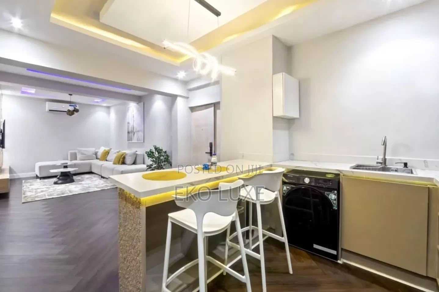 Luxurious 2 Bedroom Available for Shortlets Lekki Phase1
