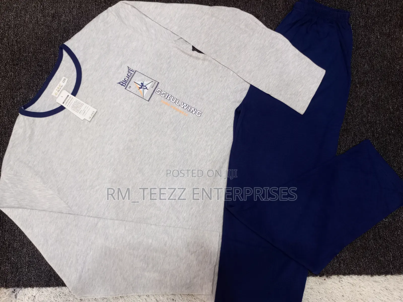 Unisex 2-Piece Long Sleeves Sleepwear Sets