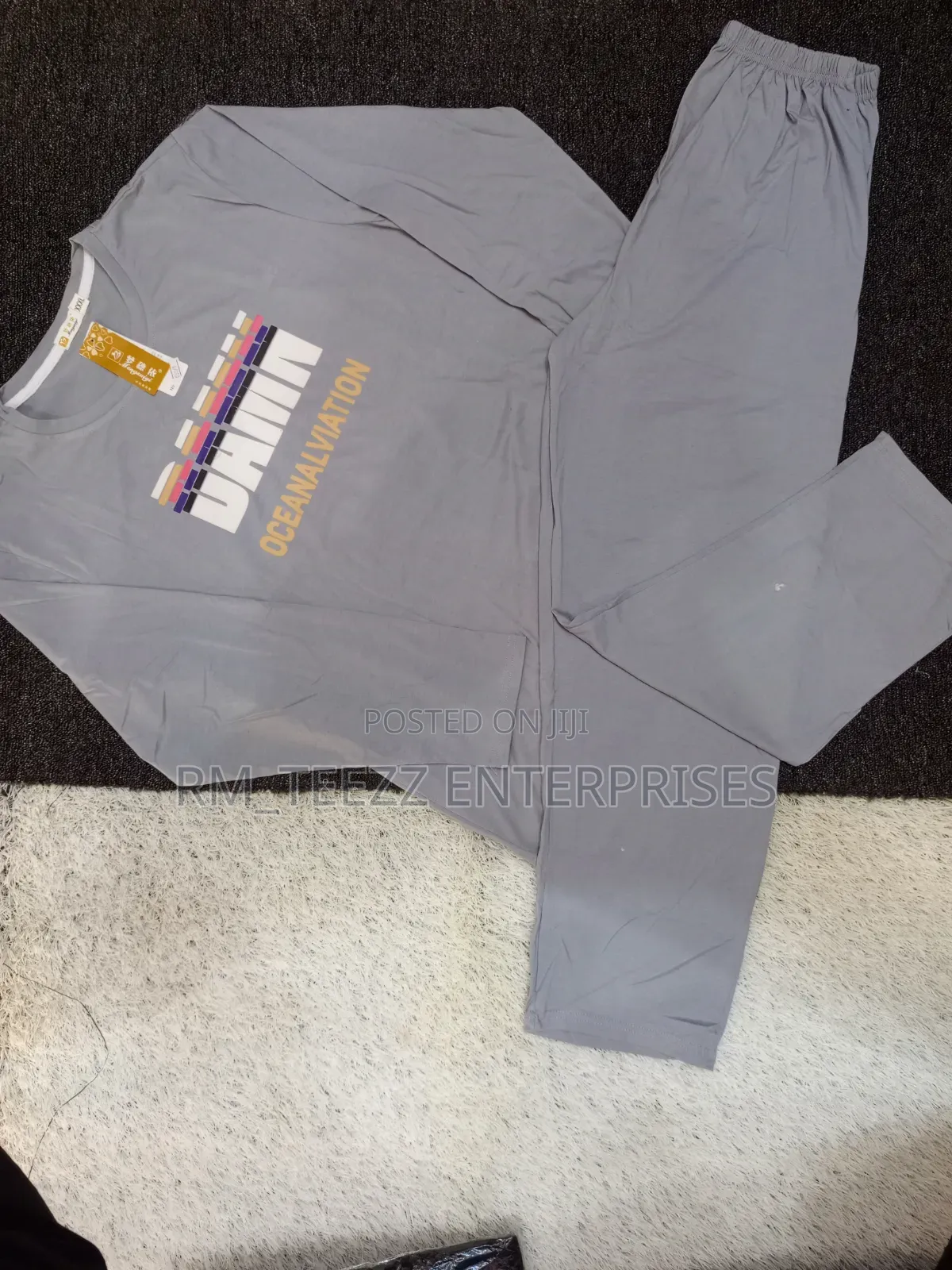 Unisex 2-Piece Long Sleeves Sleepwear Sets