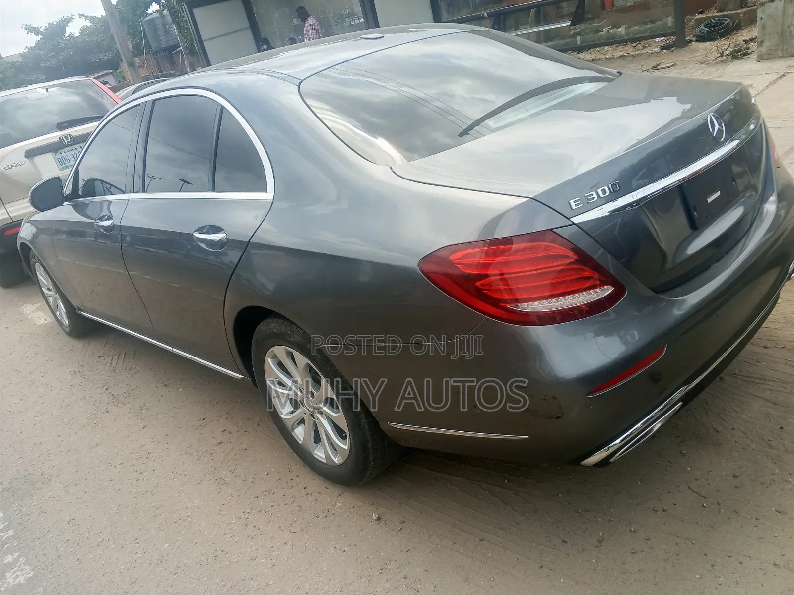 Mercedes-Benz E300 2017 Gray