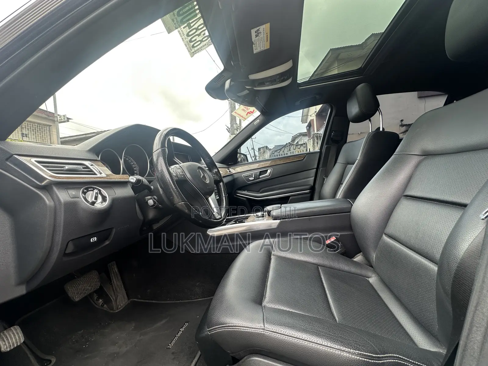 Mercedes-Benz E350 Base 4Matic Sedan AWD (3.5L 6cyl 7A) 2015 Black
