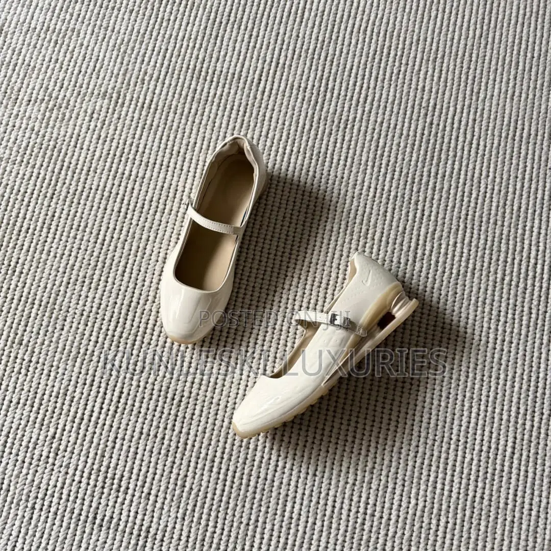 Original Nike WMNS Shox Z Calistra Shoes