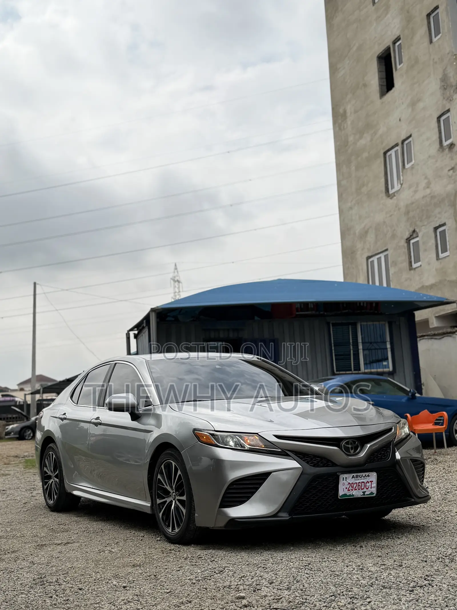 Toyota Camry SE FWD (2.5L 4cyl 8AM) 2018 Silver