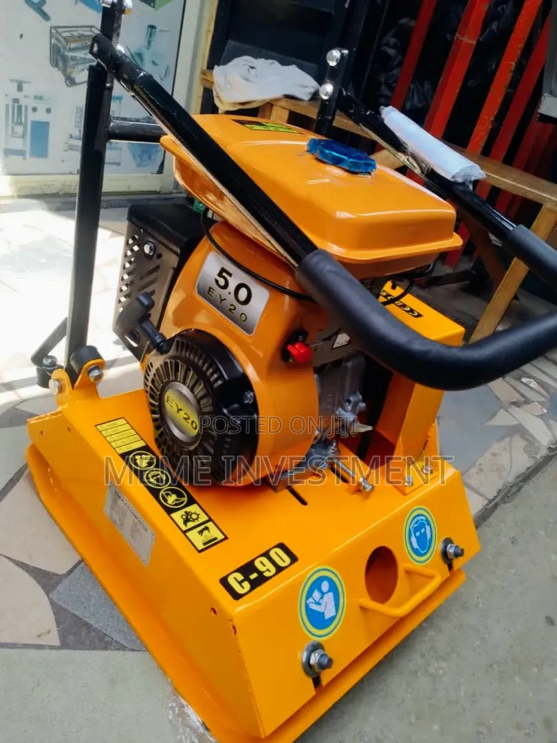 Plate Compactor Machine C-90