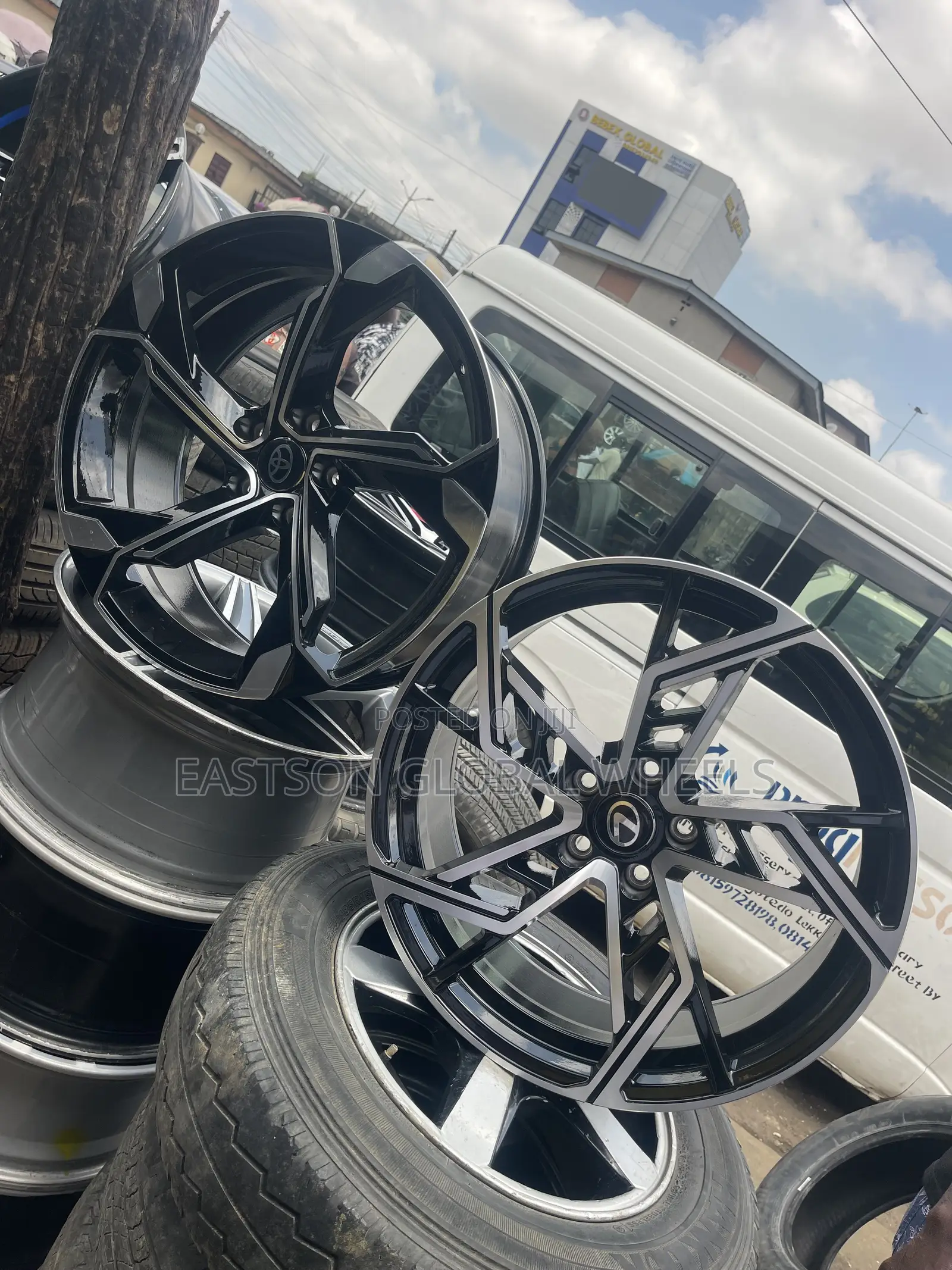19- Inch Alloy Rim 5 Finger  for Toyota Highlander, Lexus RX350