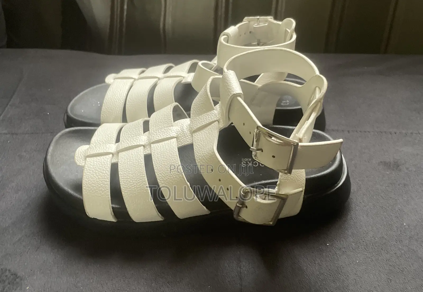 UK Pre-Owned White Leather Sandals Size 13