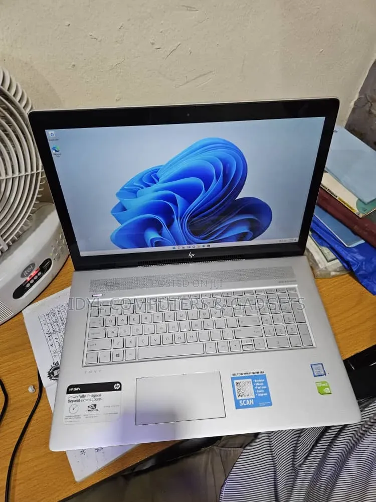 Laptop HP Envy 17 16GB Intel Core i7 SSD 256GB