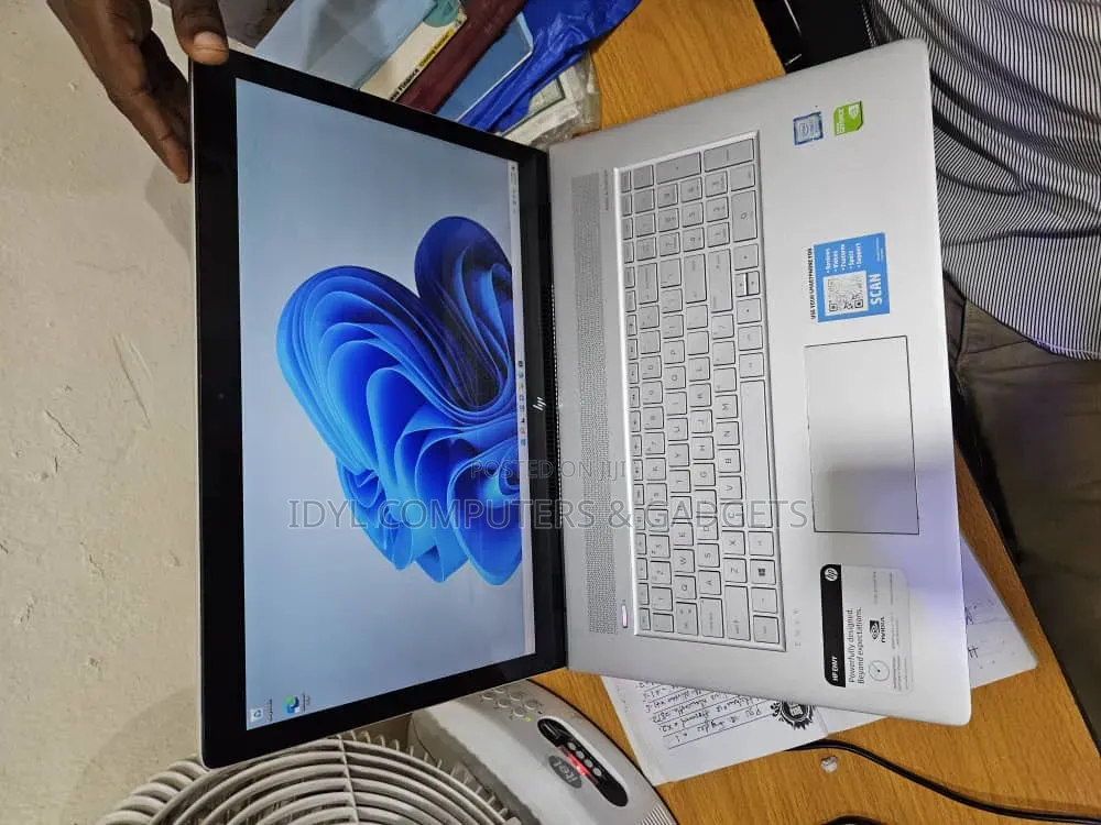 Laptop HP Envy 17 16GB Intel Core i7 SSD 256GB