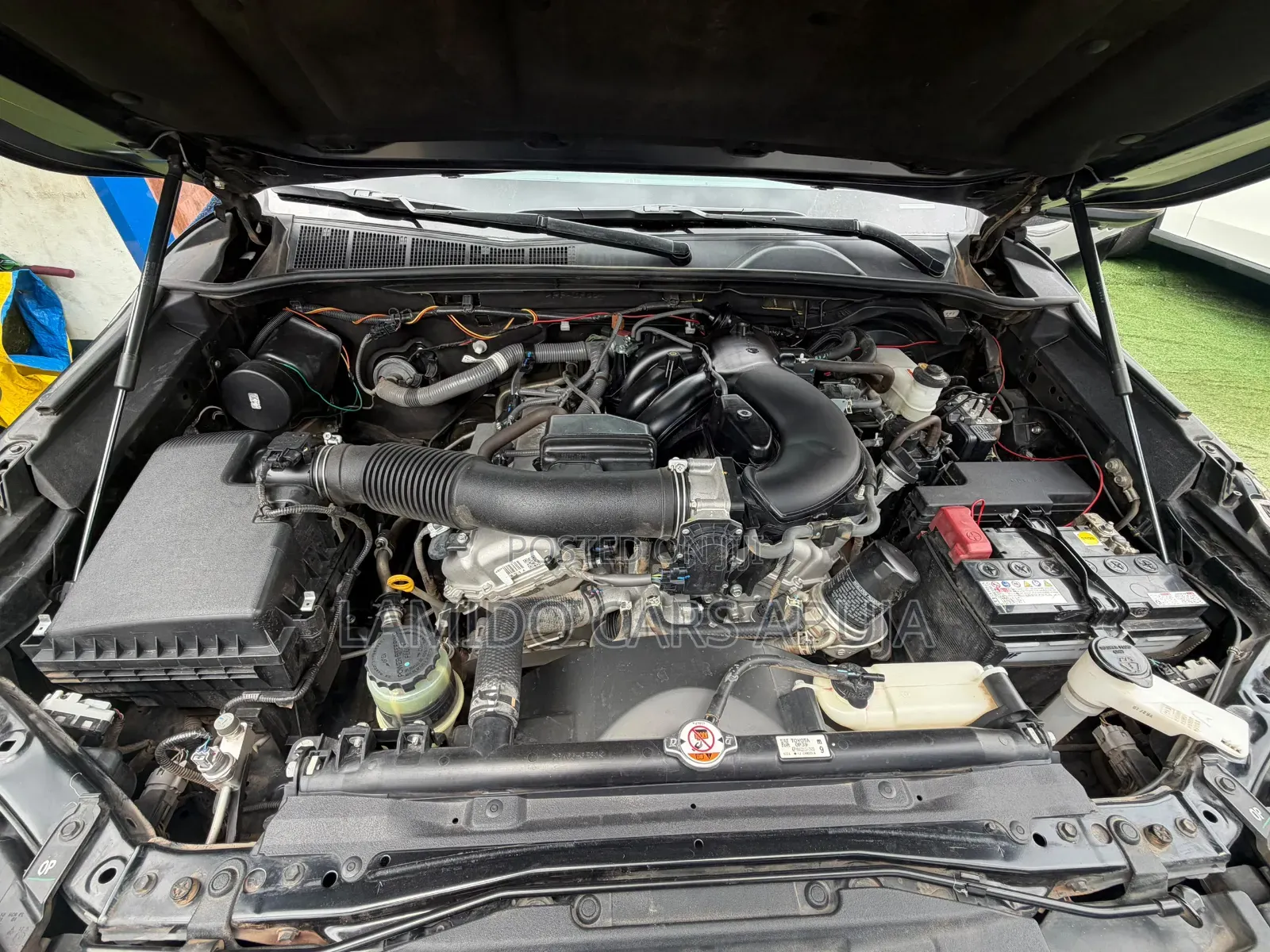Toyota Hilux 2025 Black