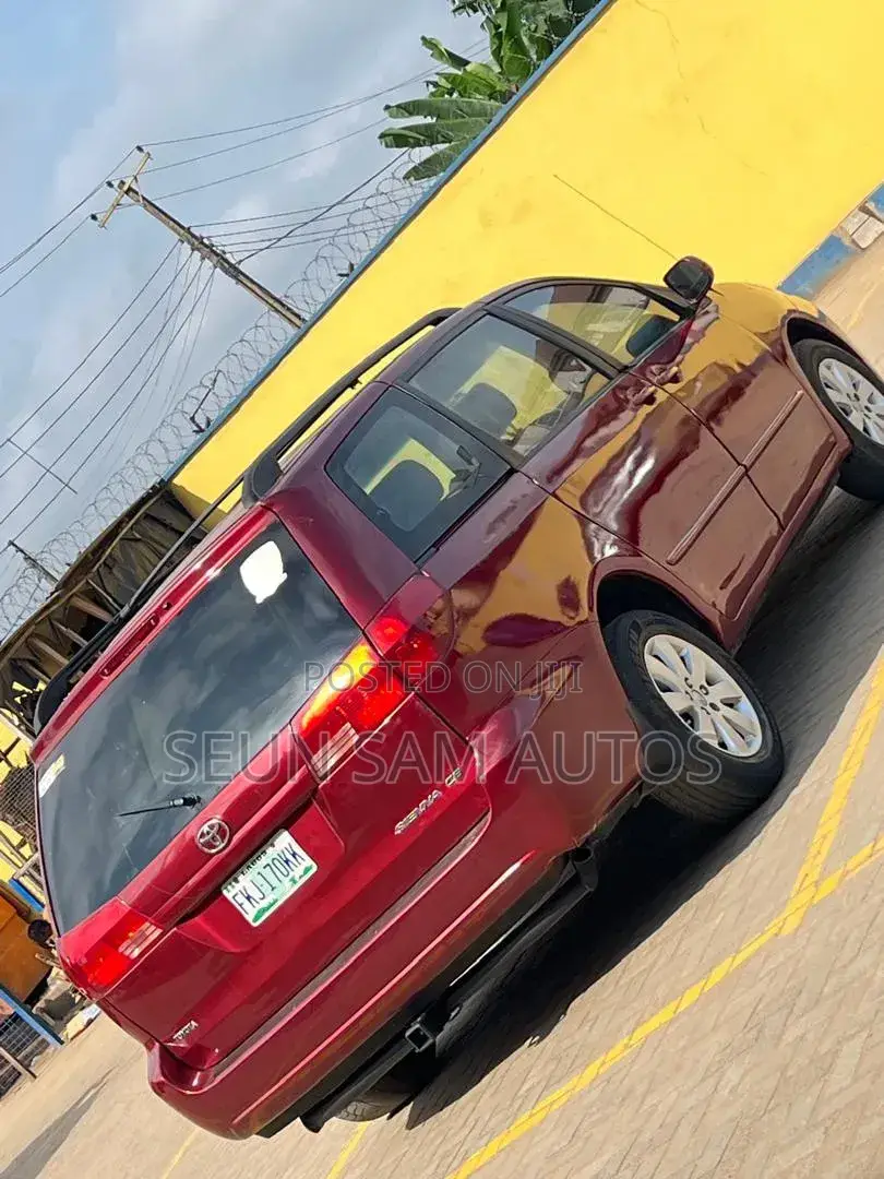Toyota Sienna 2005